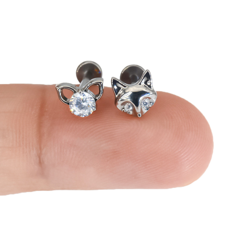 G23 Titanium Fox Bunny Dainty Labret Stud - Image 3