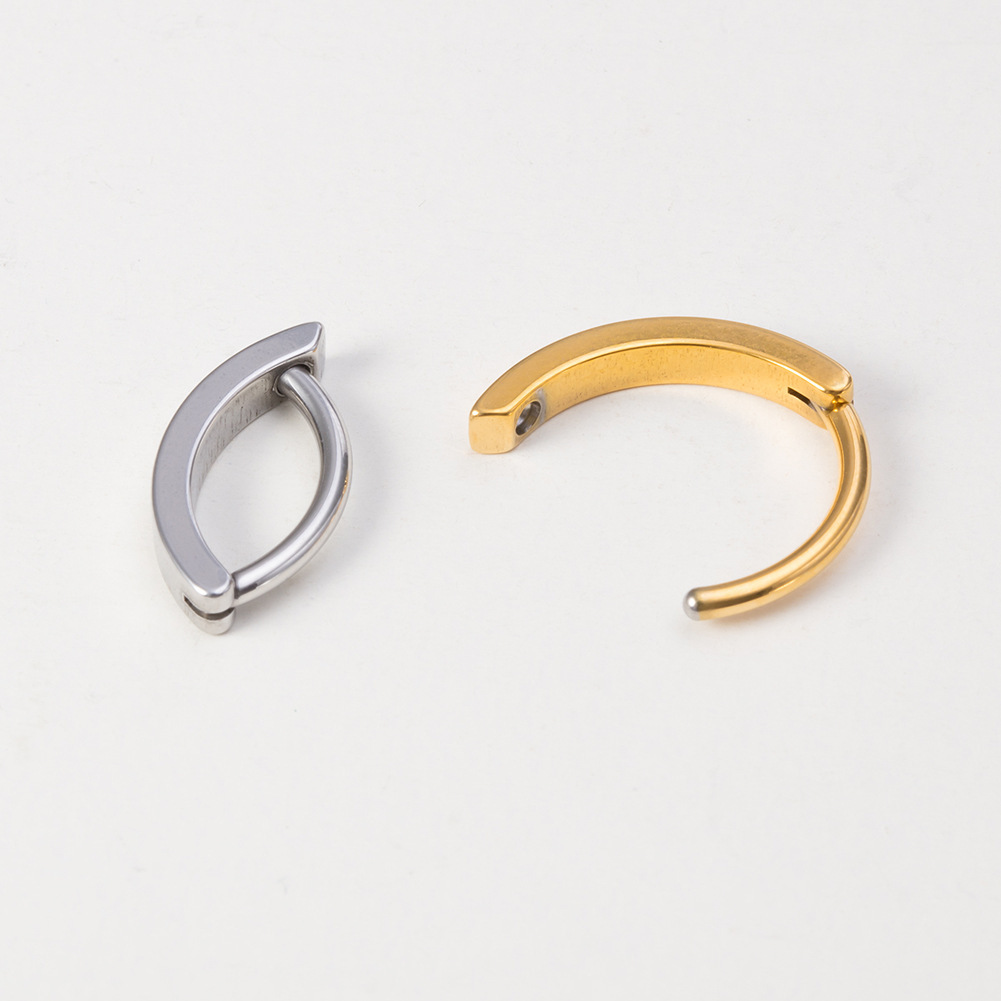 G23 Titanium 14G Navel Ring - Image 2